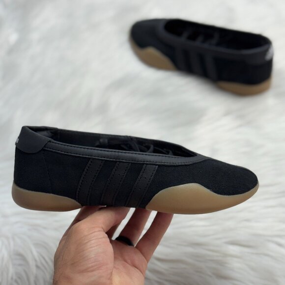 Adidas Taekwondo Mei Ballet Black Gum Womens JQ0669 NEW Multi Sz - Picture 1 of 7